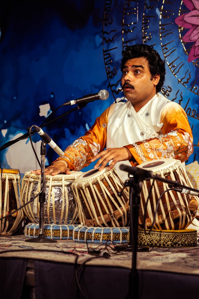 Manmohan Dogra performing live on tabla