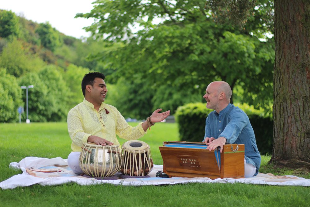 Manmohan Dogra in collaboration with fellow musicians