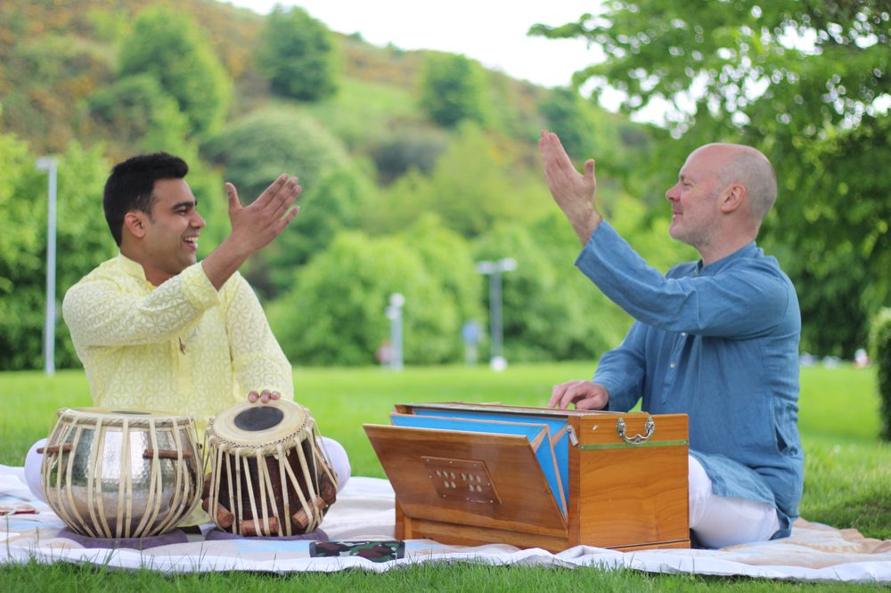 Manmohan Dogra in collaboration with fellow musicians